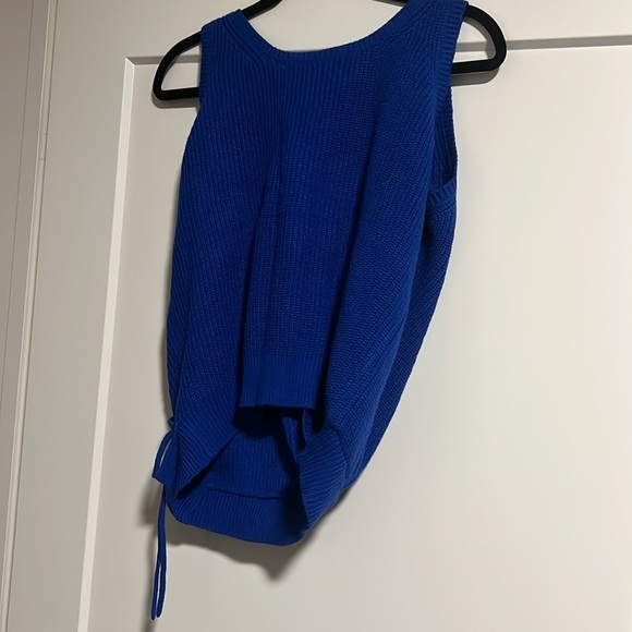 Velvet heart wrap sweater vest - Picture 4 of 4